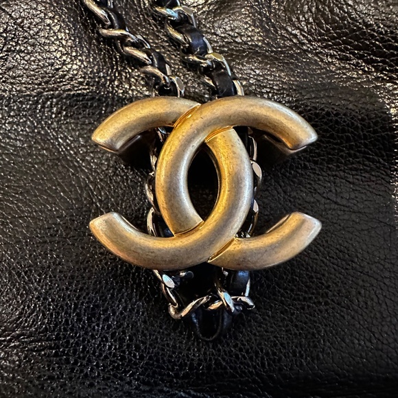 Chanel Gabrielle Bucket Bag - Picture 4 of 5